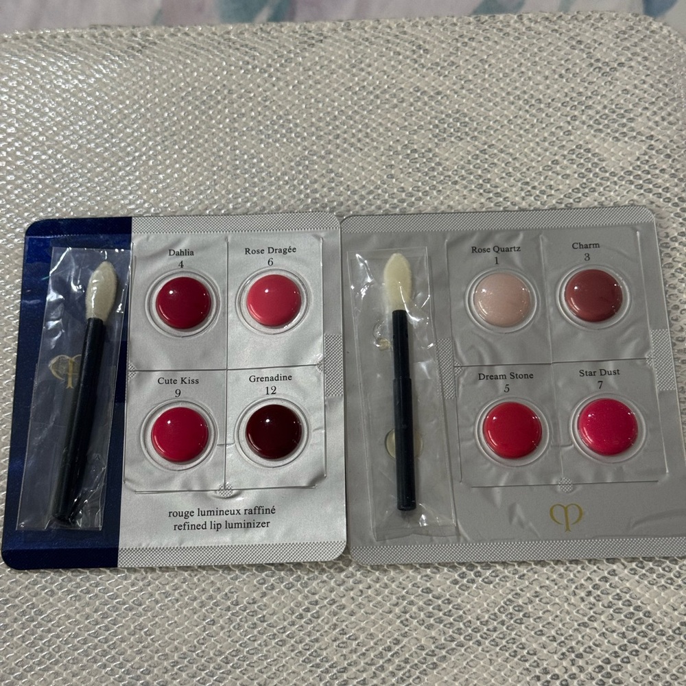 Clé de peau Beauty Radiant Lip Gloss- Set of 2💕